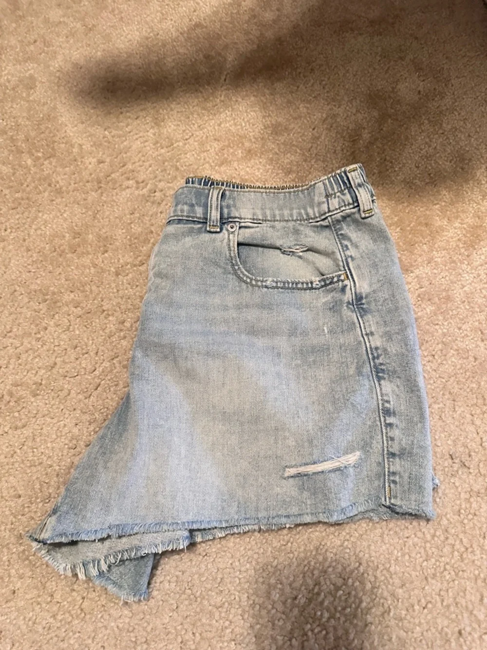 Elastic wait denim shorts - Picture 4 of 5